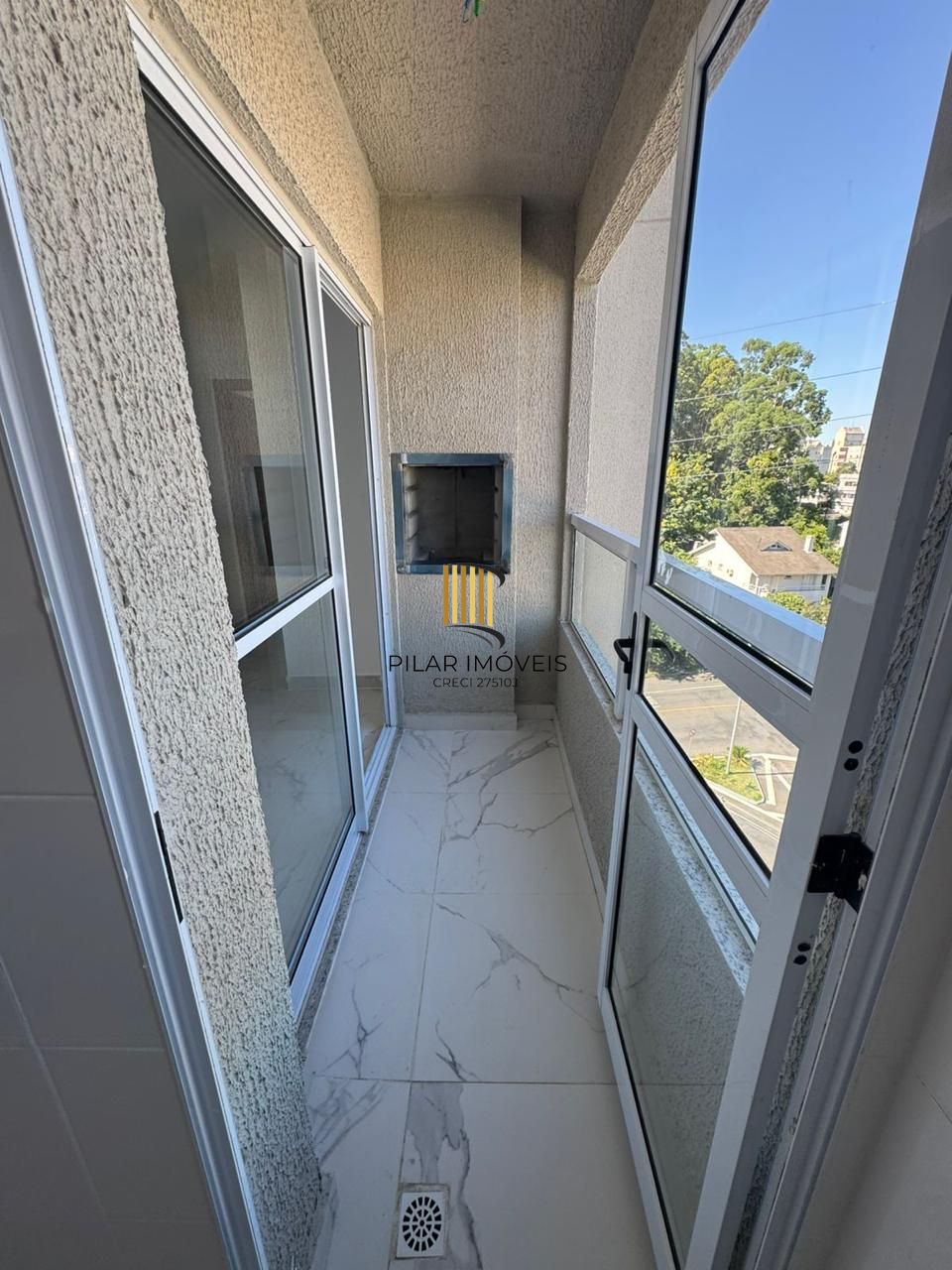 Apartamento no Jardim Planalto, 2D, 1 suíte, 2 vagas separadas. Novo, com infra.