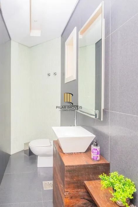 Casa em condomínio 4 suítes no bairro Ecoville