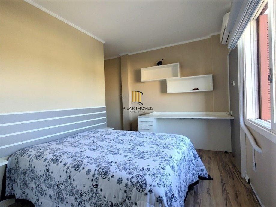 Cobertura com elevador, 3 dormitórios, suíte e 3 vagas.