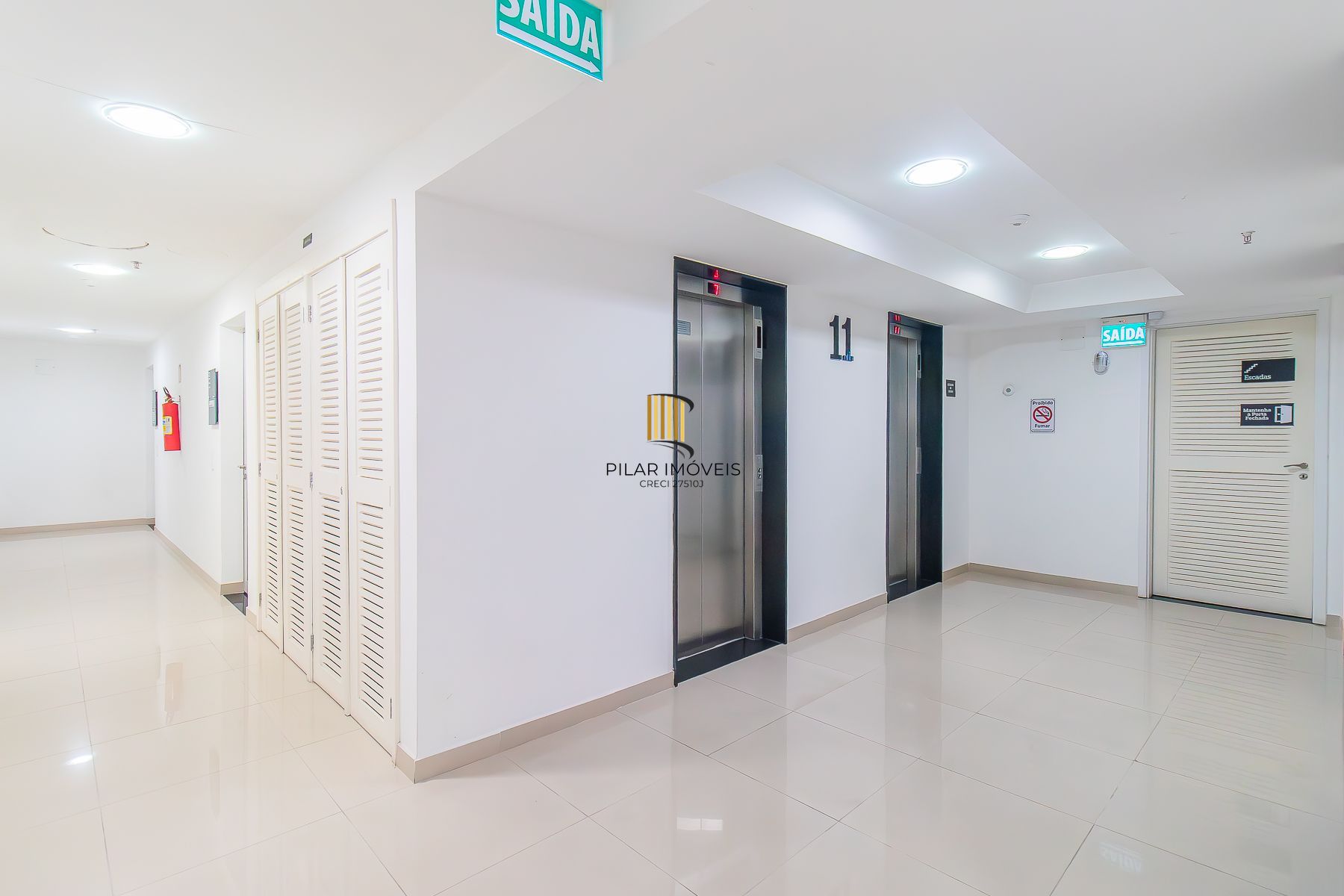 Sala Comercial mobiliada com 33m² - Fiateci Business