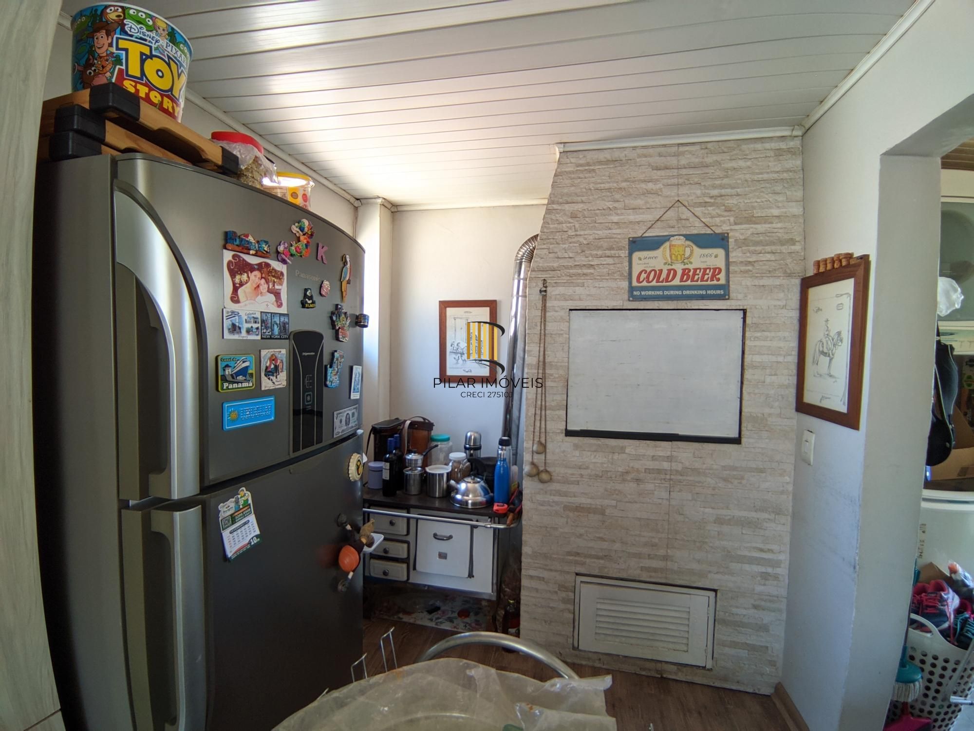 Casa com 3 Dormitórios, sacada e churrasqueira, no Bairro São João