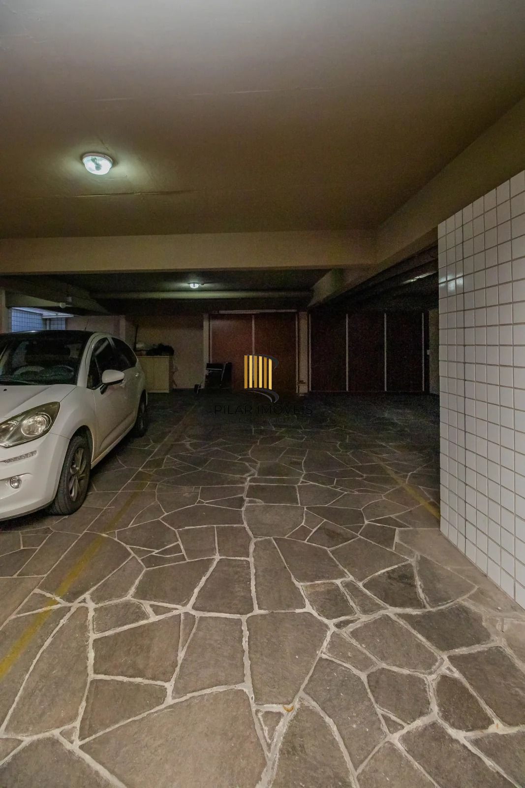 3 quartos, suíte e churrasqueira - Prox ao Hospital Conceição