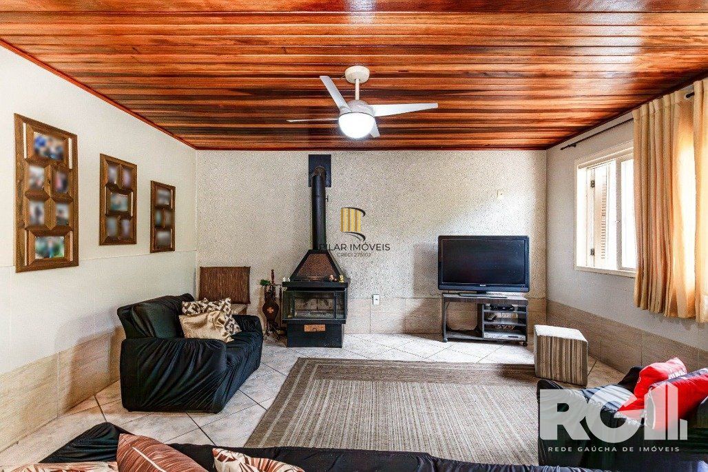 Casa 5 dormitórios no bairro Jardim Itu