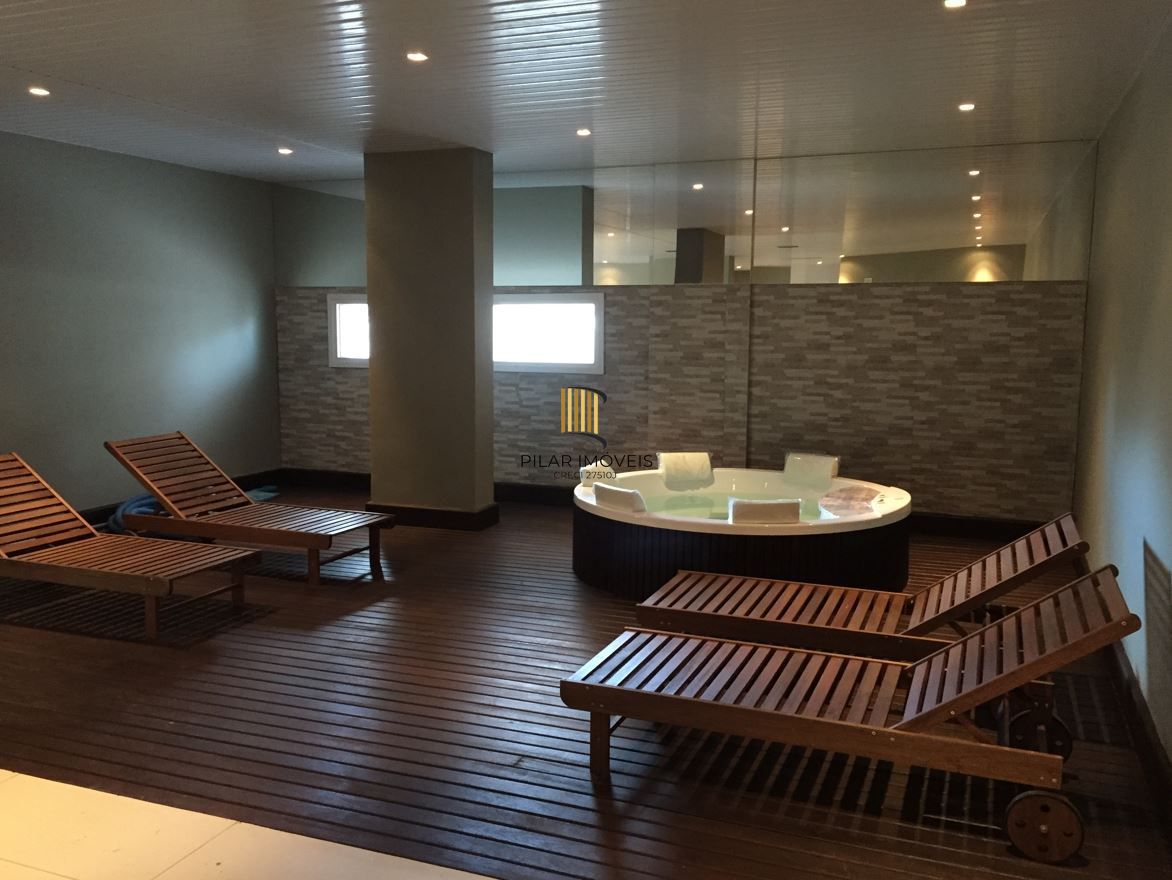 Apartamento Mobiliado com 128m² 3 dor 2 vagas  - Moinhos de Vento