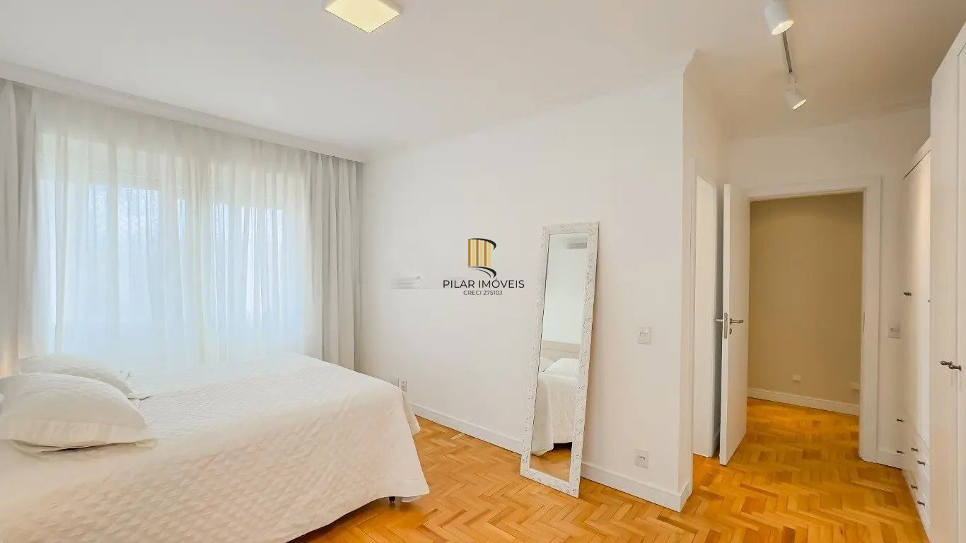 Apartamento com 3 quartos e 169m² com vista pro Guaiba, Av.  Independência, Porto Alegre.