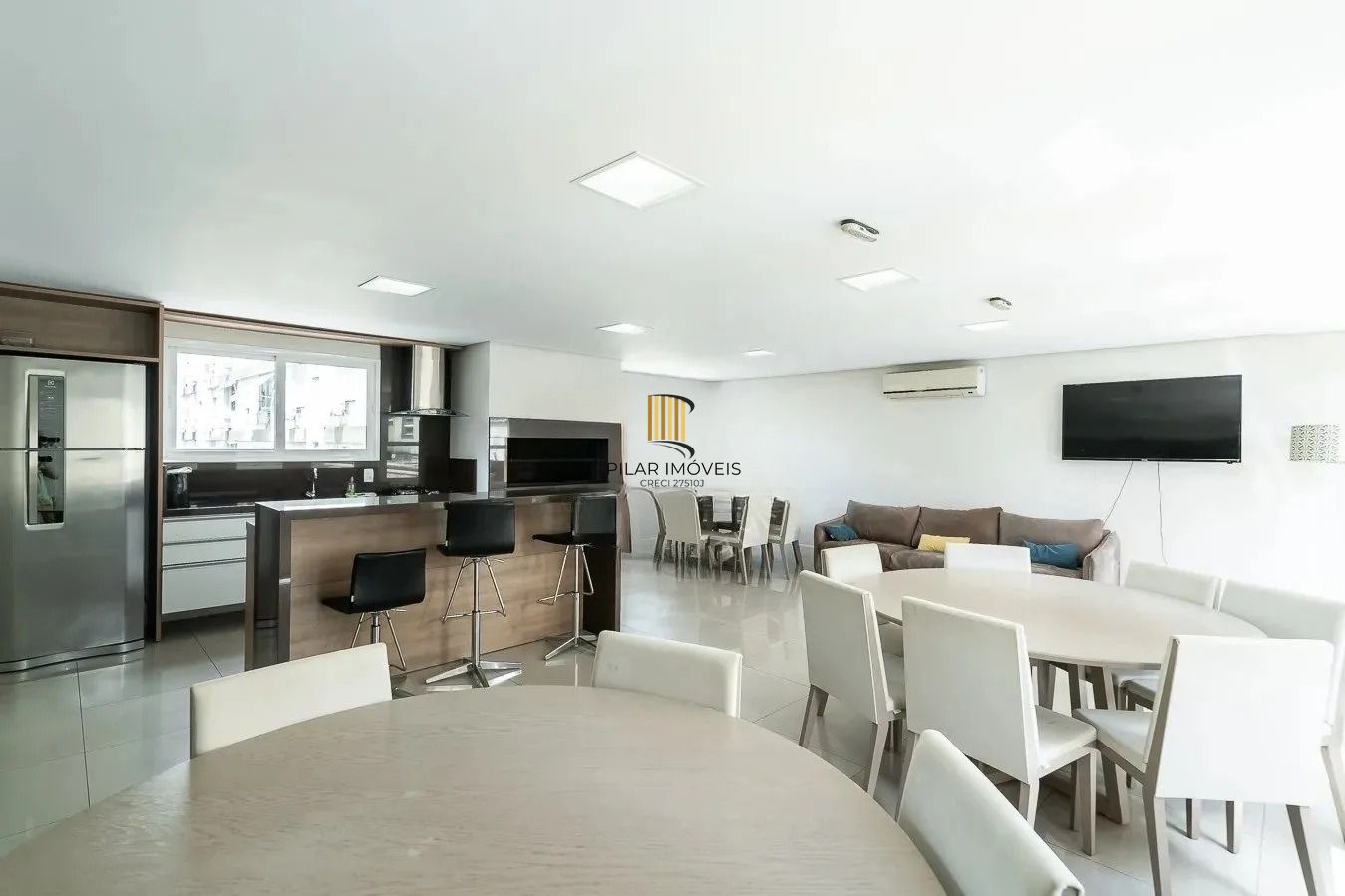 Apartamento Garden com 178,5m², PORTEIRA FECHADA, 3 quartos, 1 suíte, vaga dupla, no bairro Santana em Porto Alegre