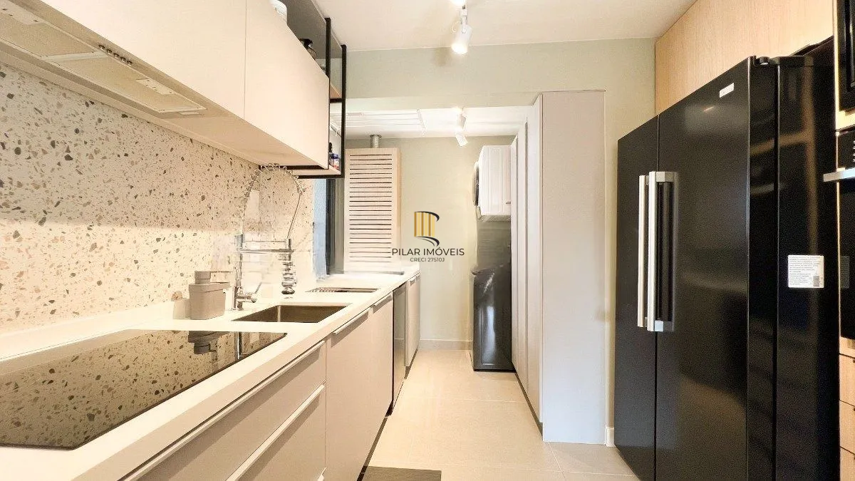 Apartamento Mobiliado com Suíte e Closet no Jardim Lindóia