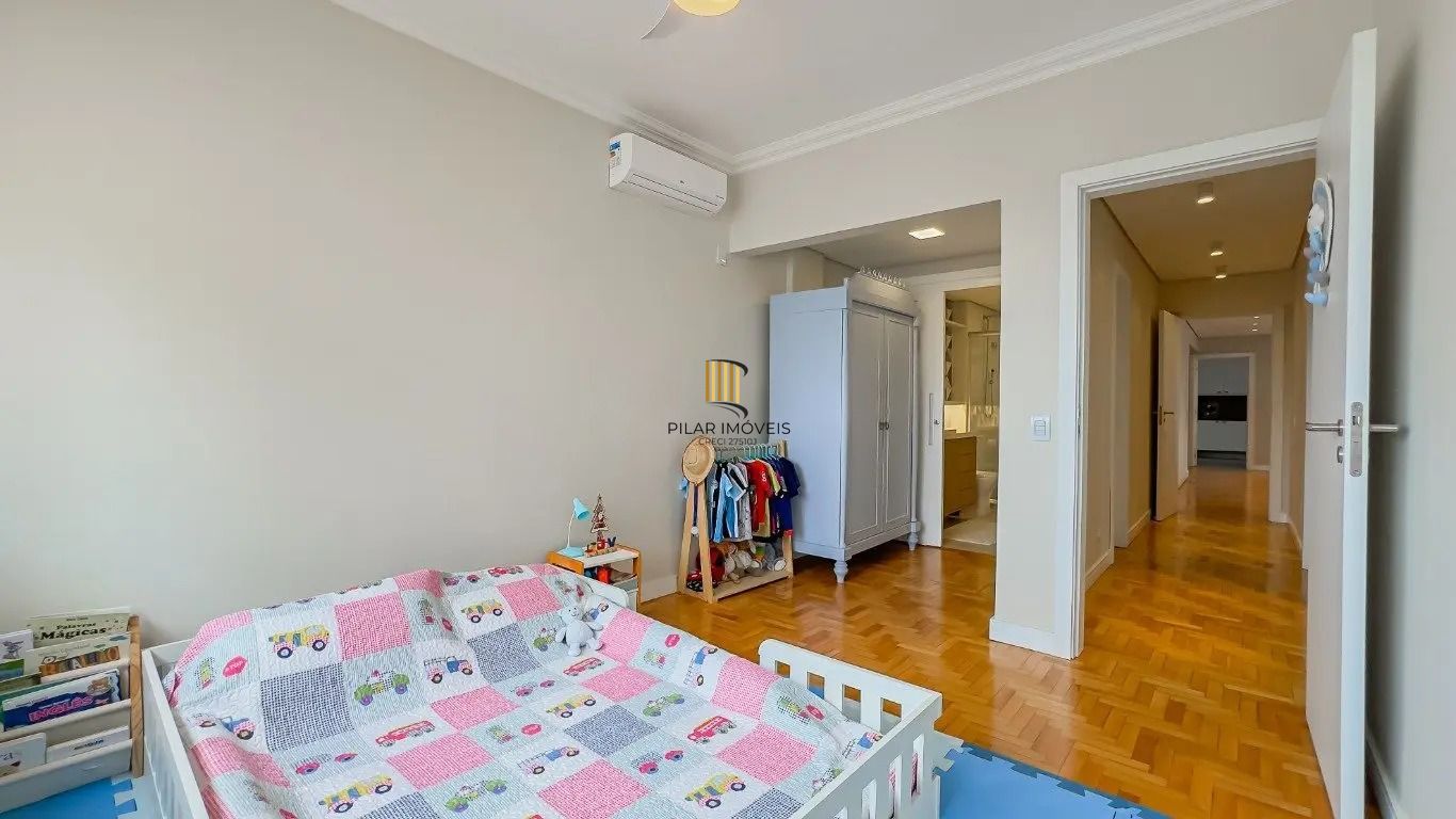 Apartamento com 3 quartos e 169m² com vista pro Guaiba, Av.  Independência, Porto Alegre.