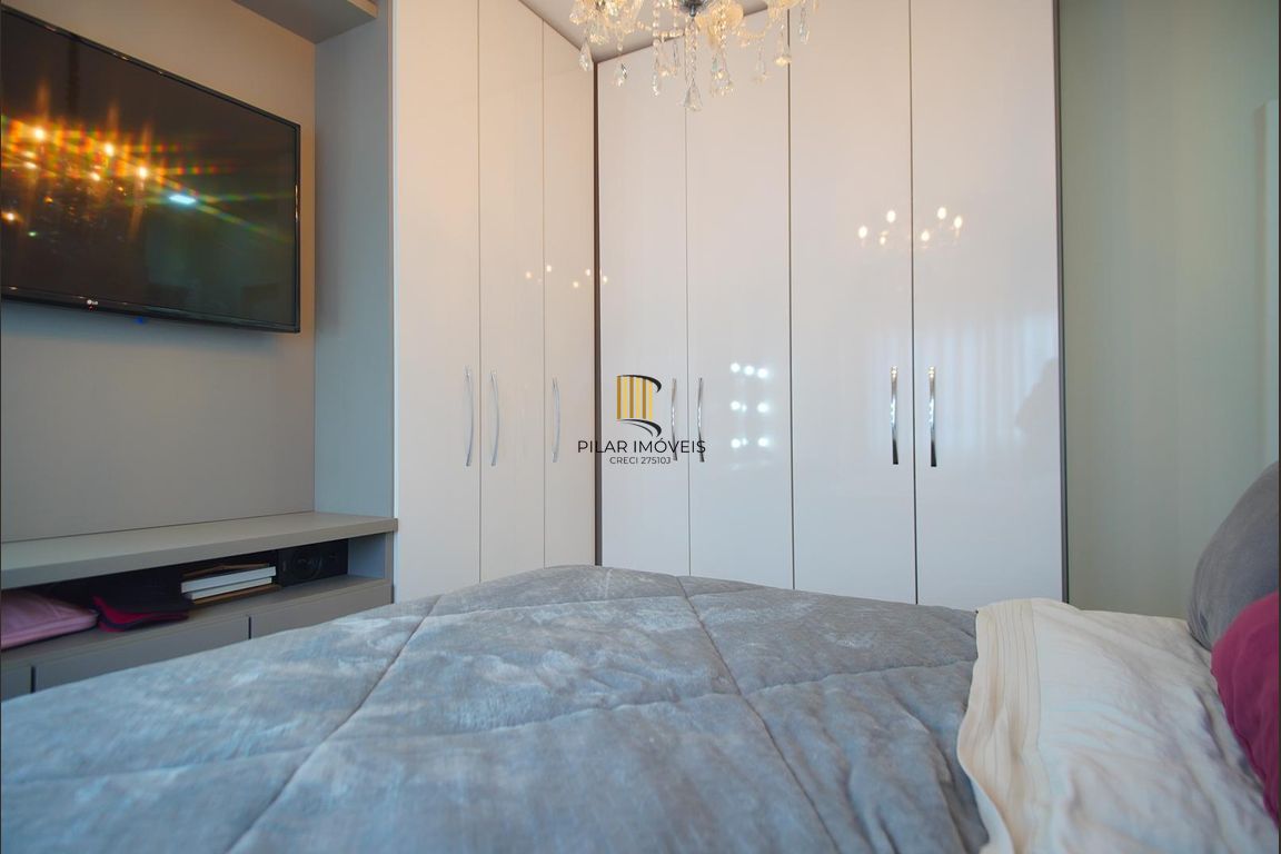 Apartamento garden semimobiliado 2 dormitórios, e vaga pra 2 carros.
