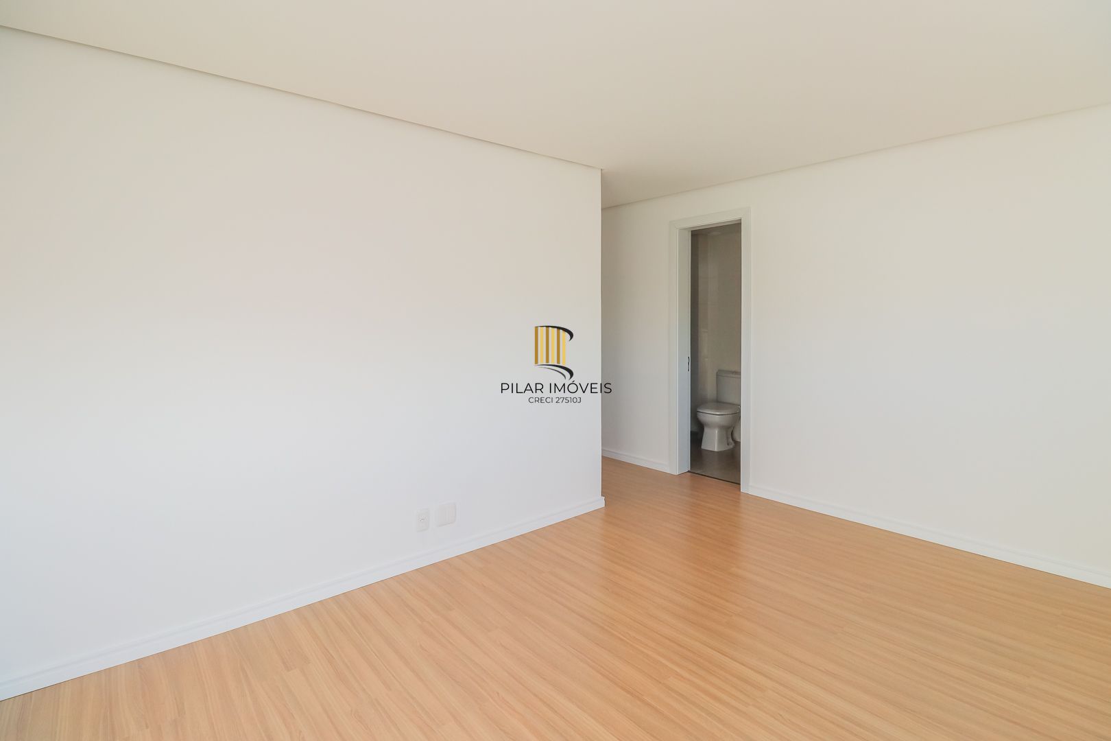 Apartamento 2 dormitórios no bairro Vila Ipiranga