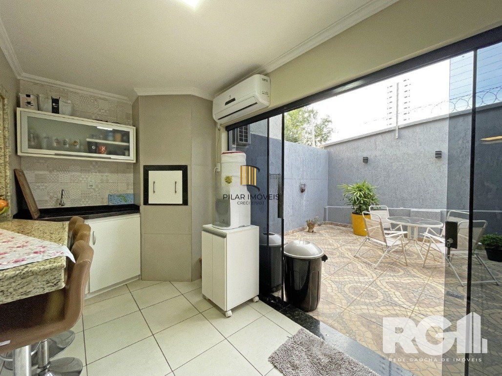 Casa de Condomínio 3 dormitórios no bairro Ecoville