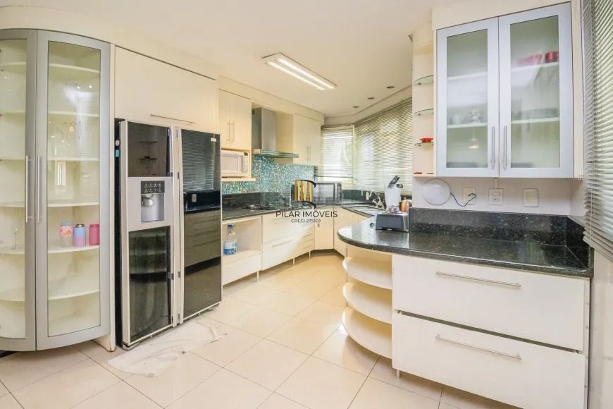 Casa em condomínio 4 suítes no bairro Ecoville