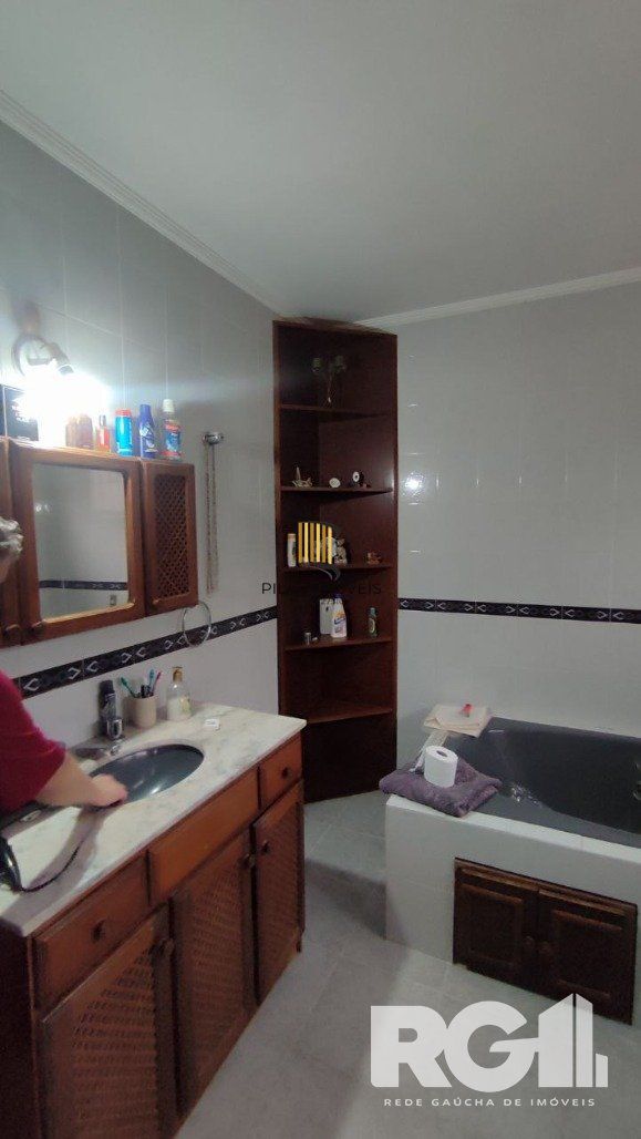 Casa a venda com 4 dorm, 396m² Rua Ludwig Jacob Hubler, - Jardim Itú Sabará