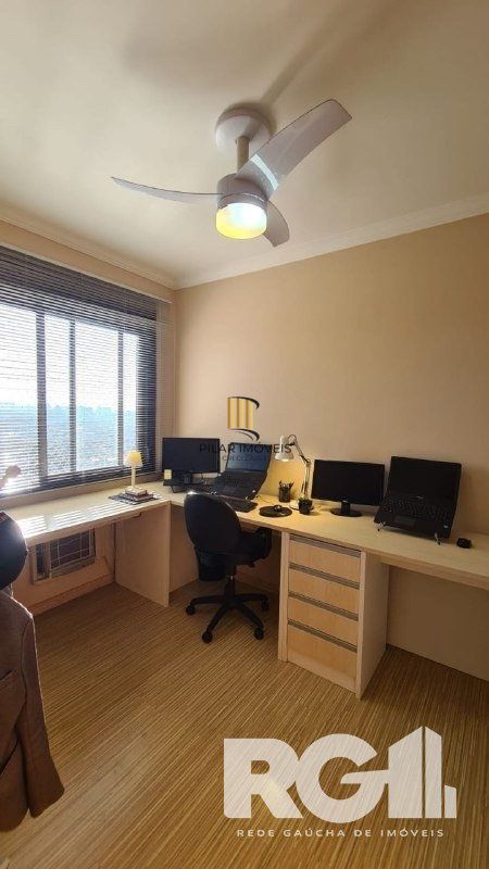Apartamento 2 dormitórios no bairro Três Figueiras