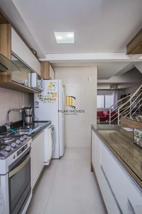 Casa de Condomínio 3 dormitórios no bairro Jardim São Pedro