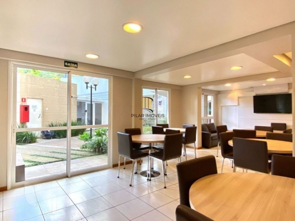 Apartamento com3 dormitórios,1 suíte, semi mobiliado e com vaga