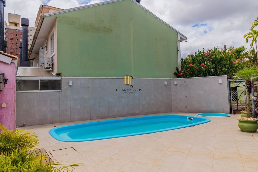 Casa de Condomínio 2 dormitórios no bairro Sarandi