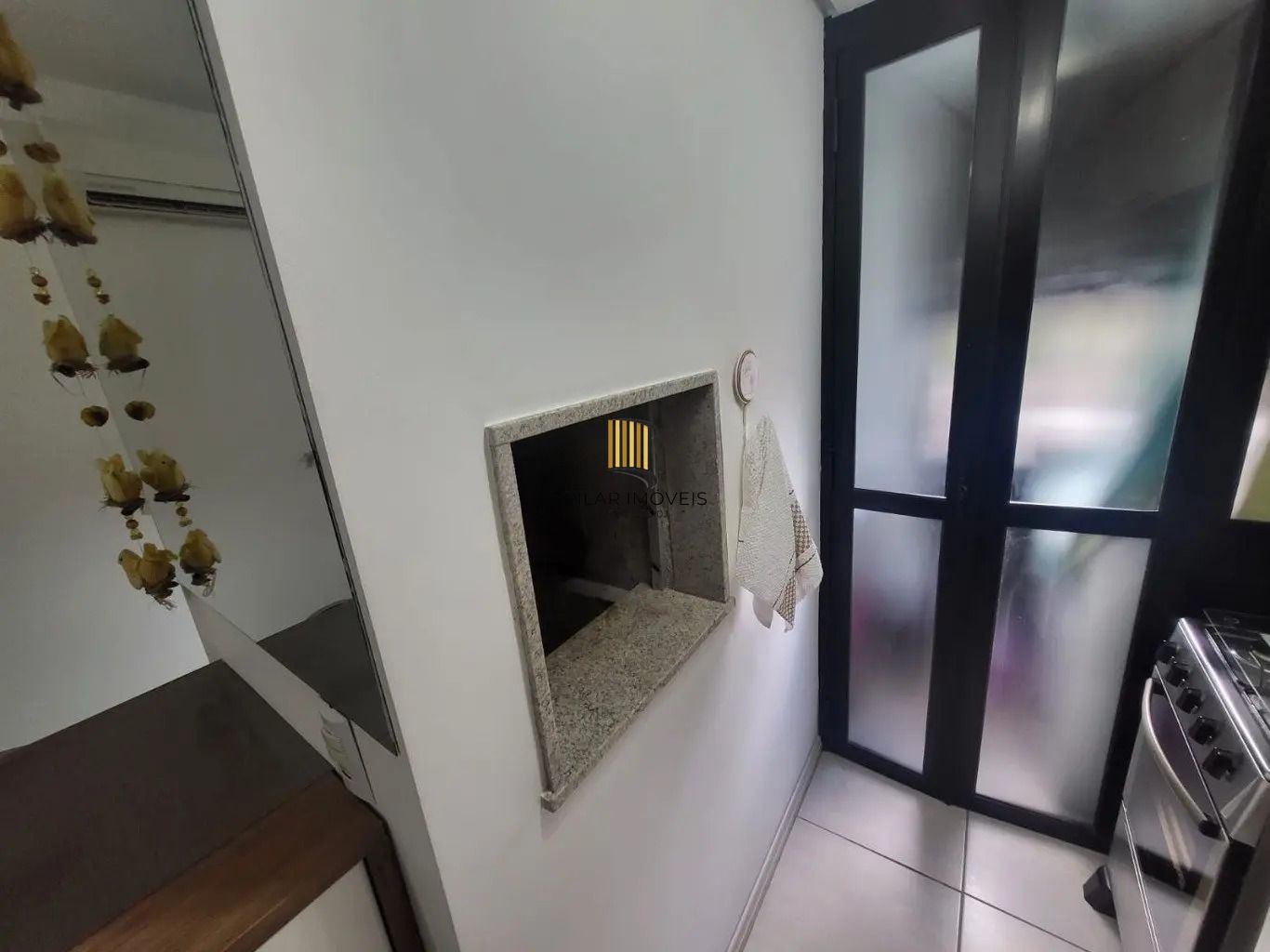 Apartamento com 1 quarto e 53m² à venda em Menino Deus, Porto Alegre.