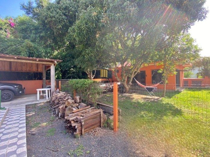 Casa 3 dormitórios no bairro Águas Claras