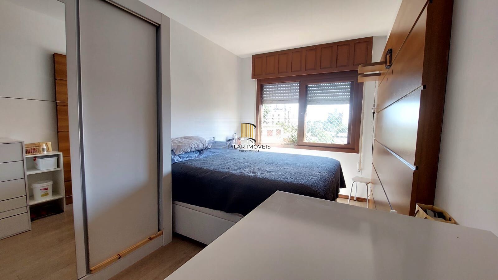 Apartamento 2 dormitórios no bairro Vila Ipiranga