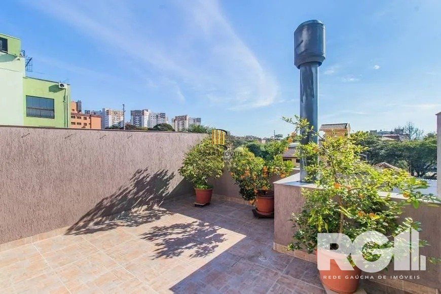 Casa 3 dormitórios no bairro Jardim Planalto