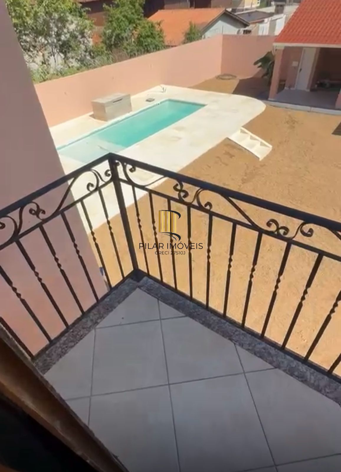 Casa 5 dormitórios no bairro Vila Nova