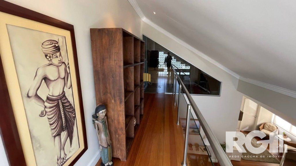 Casa 4 dormitórios no bairro Vila Ipiranga