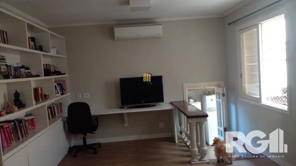Casa 3 dormitórios no bairro Sarandi