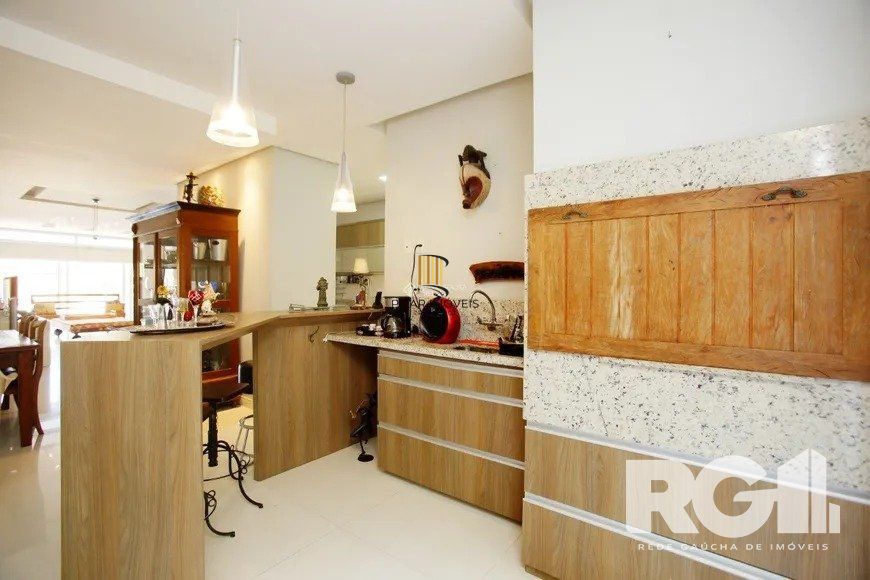 Casa 3 dormitórios no bairro Jardim Lindóia