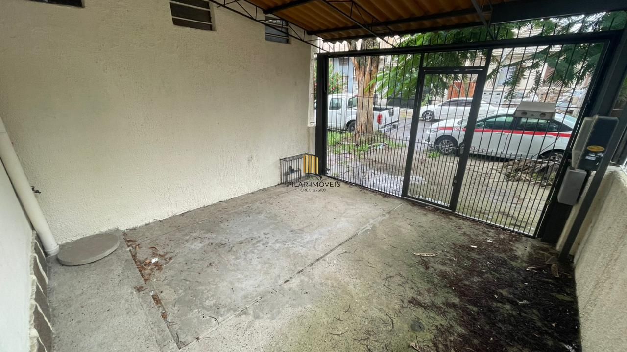 Casa com 3 quartos, espaço gourmet com churrasqueira, Bairro São Geraldo