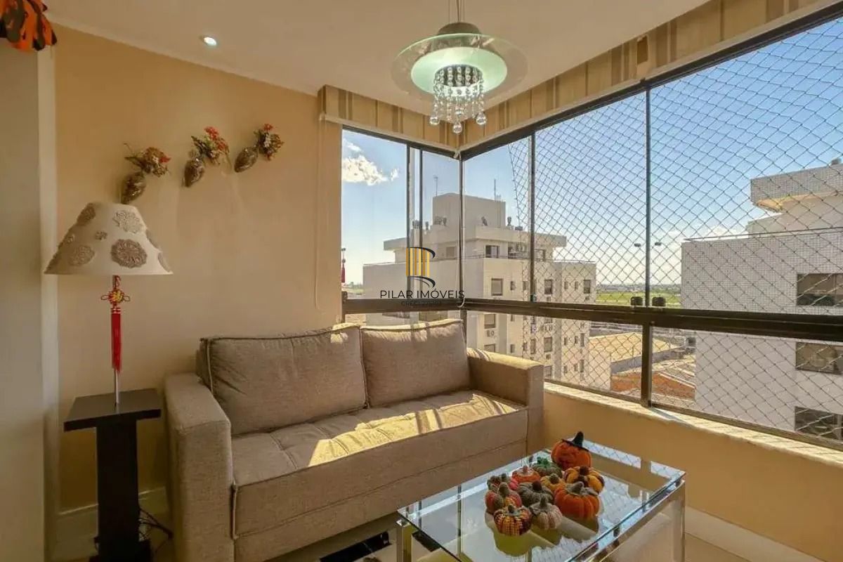 Cobertura com 3 dormitórios, suíte 2 vagas.