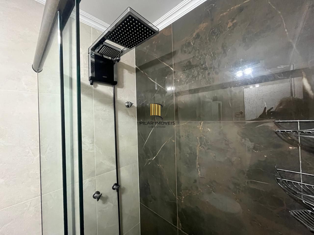 Apartamento Semimobiliado 2 dormitórios 1 vaga coberta - Passo da Areia