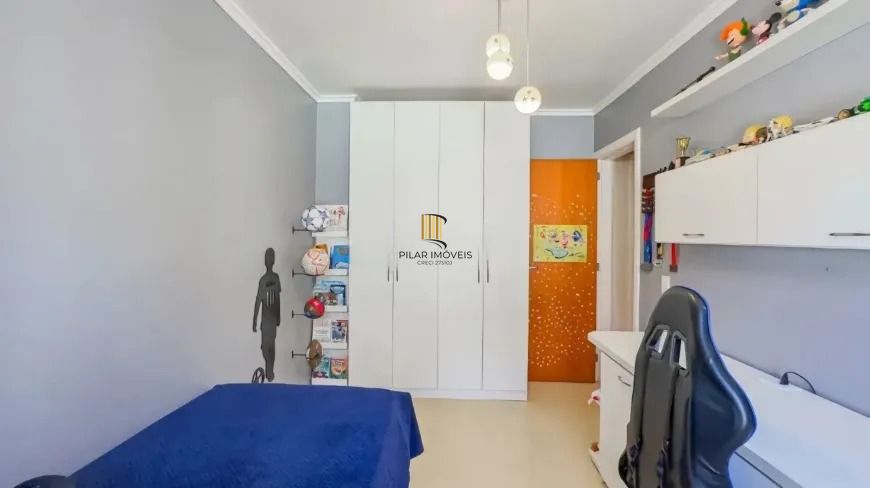 Casa em condomínio no Chácara das Pedras, 3 dormitórios e sótão