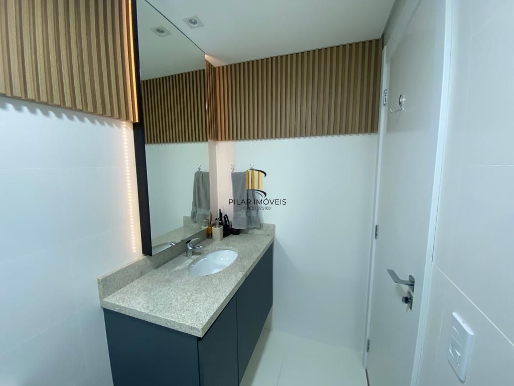 Apartamento 3 dormitórios no bairro Ipanema