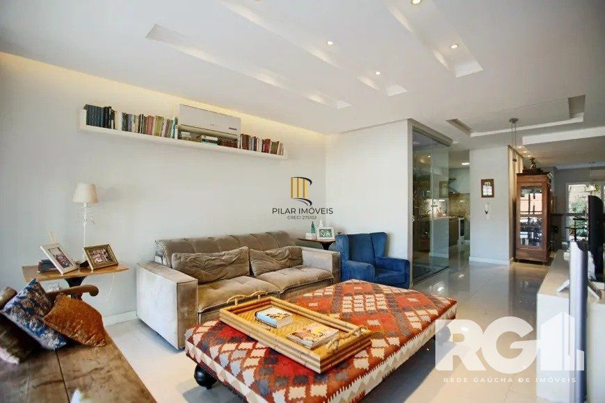 Casa 3 dormitórios no bairro Jardim Lindóia