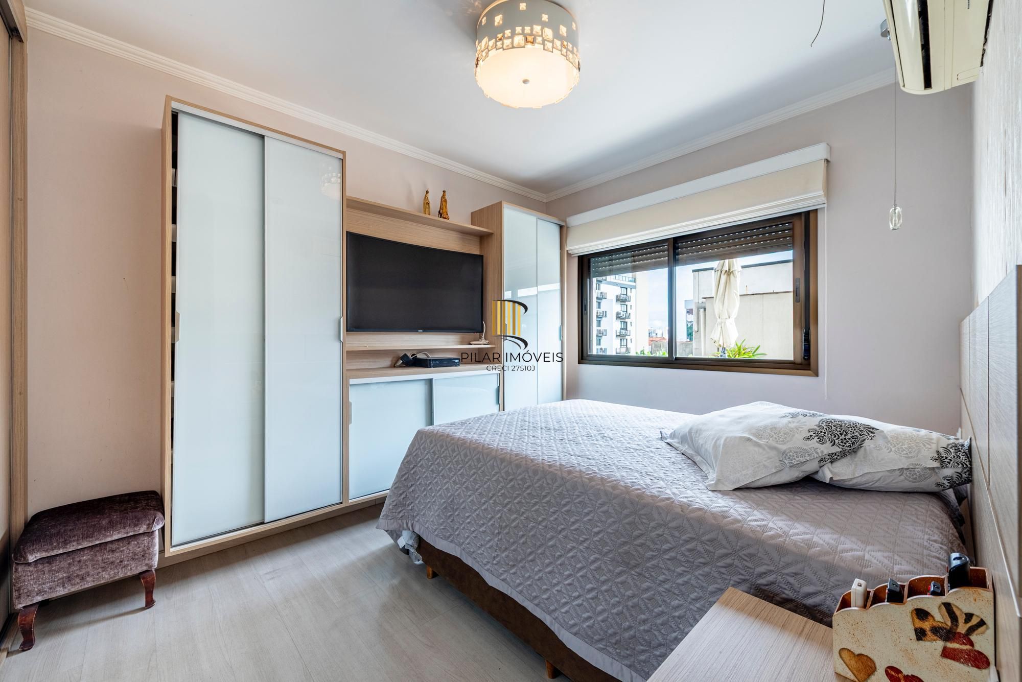 Apartamento garden com 2 suítes, pátio amplo e 2 vagas em localização valorizada