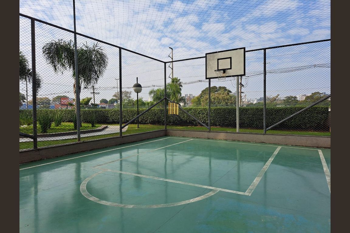 Apartamento garden semimobiliado 2 dormitórios, e vaga pra 2 carros.