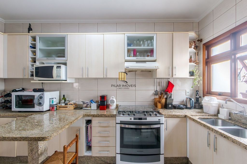 Apartamento 3 Dorms com Suíte e 2 Vagas no Jardim Planalto  – Porto Alegre