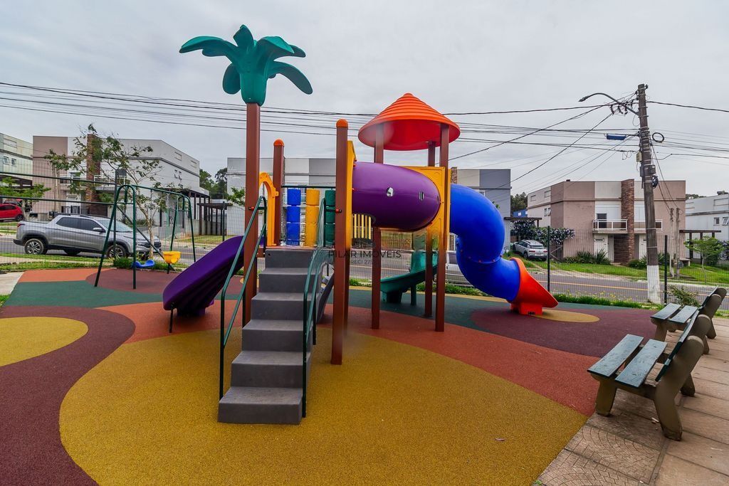 Casa com 3 dormitórios, piscina e energia solar no Chácara das Nascentes