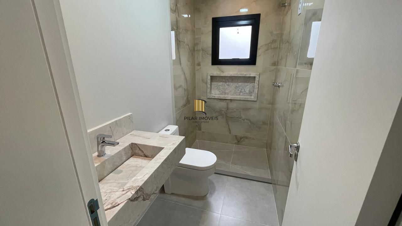 Casa em condomínio com 3 dormitórios 2 suíte 2 vagas.