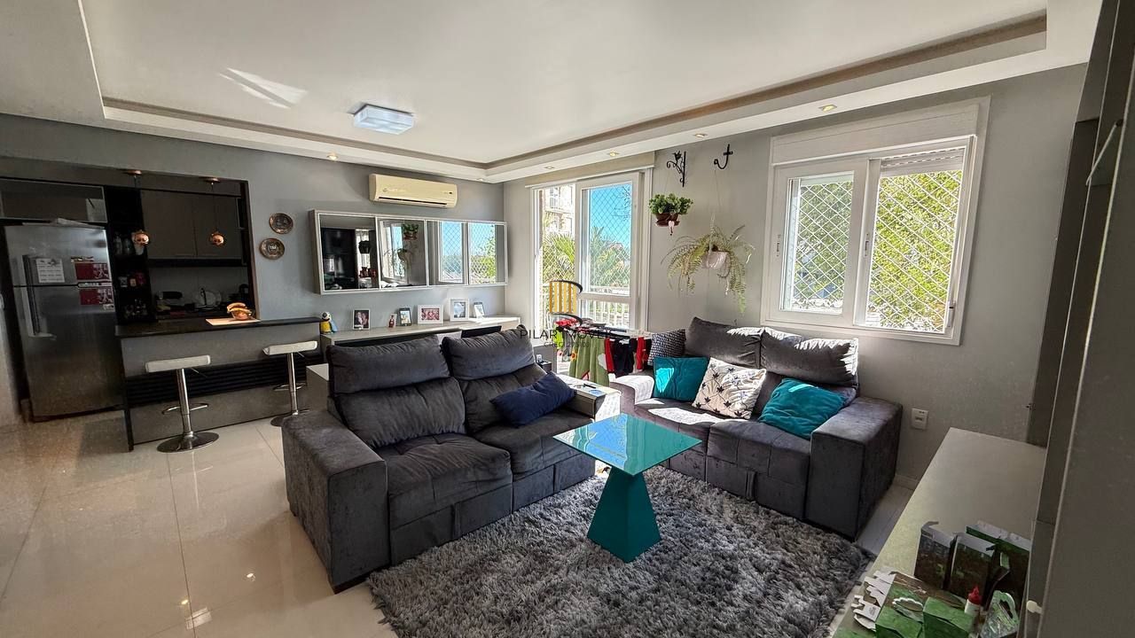 Apartamento mobiliado com sacada e churrasqueira