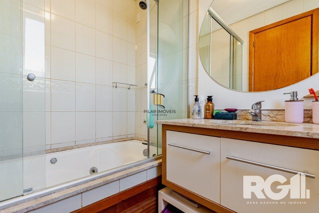 Duplex 3 dormitórios no bairro Jardim Sabará
