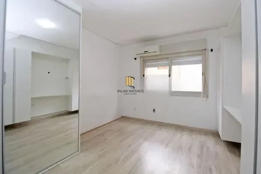 Apartamento com 2 dormitórios, suíte, churrasqueira e vaga de garagem.