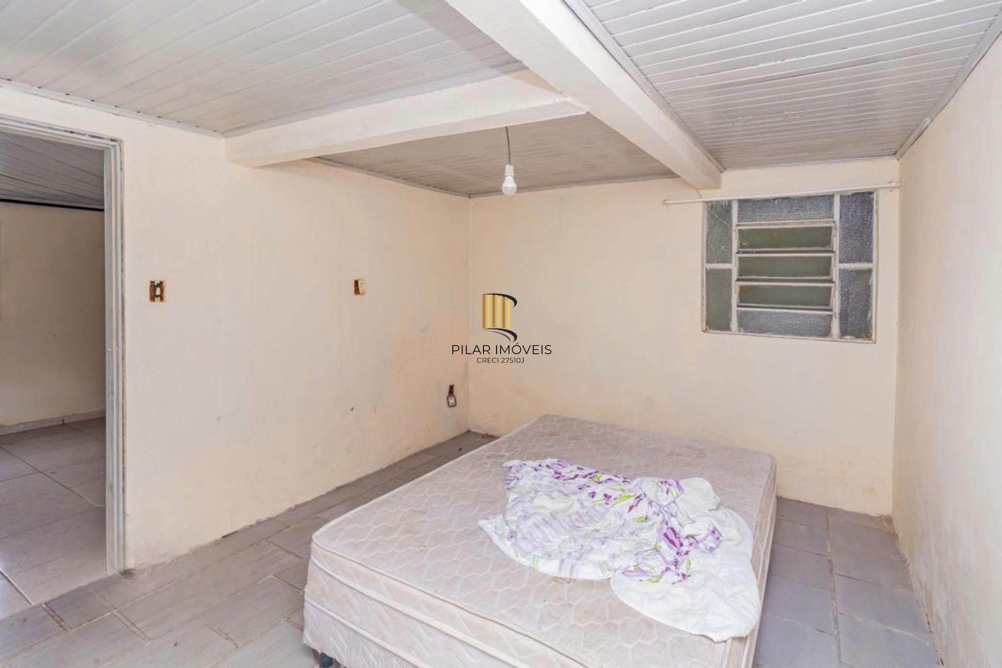 Casa 2 dormitórios no bairro Farrapos