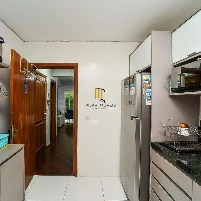 Casa em Condomínio com 3 Quartos, Piscina, Quintal e 2 Vagas