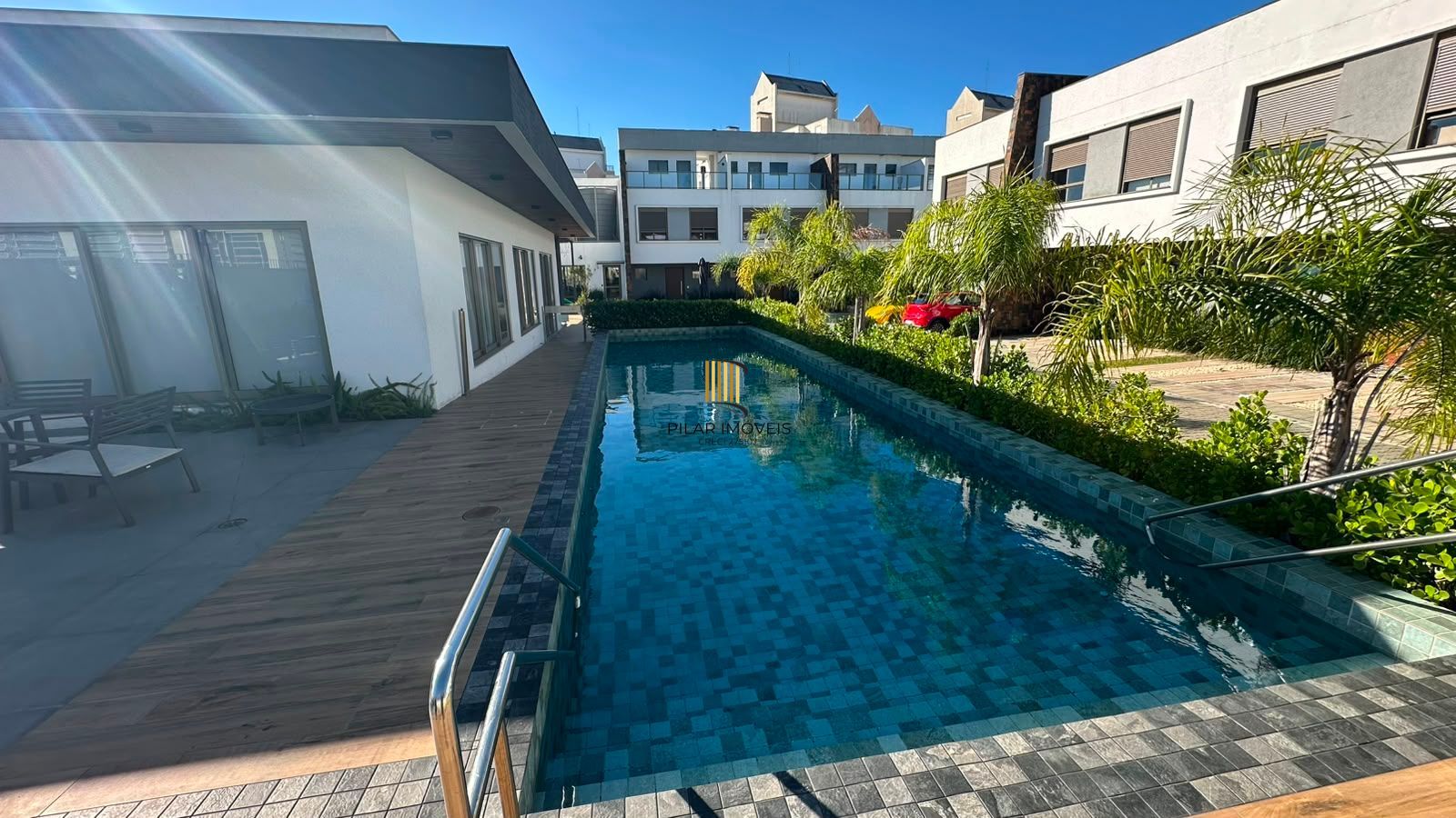 Casa em Condomínio com Terraço e Lazer Completo