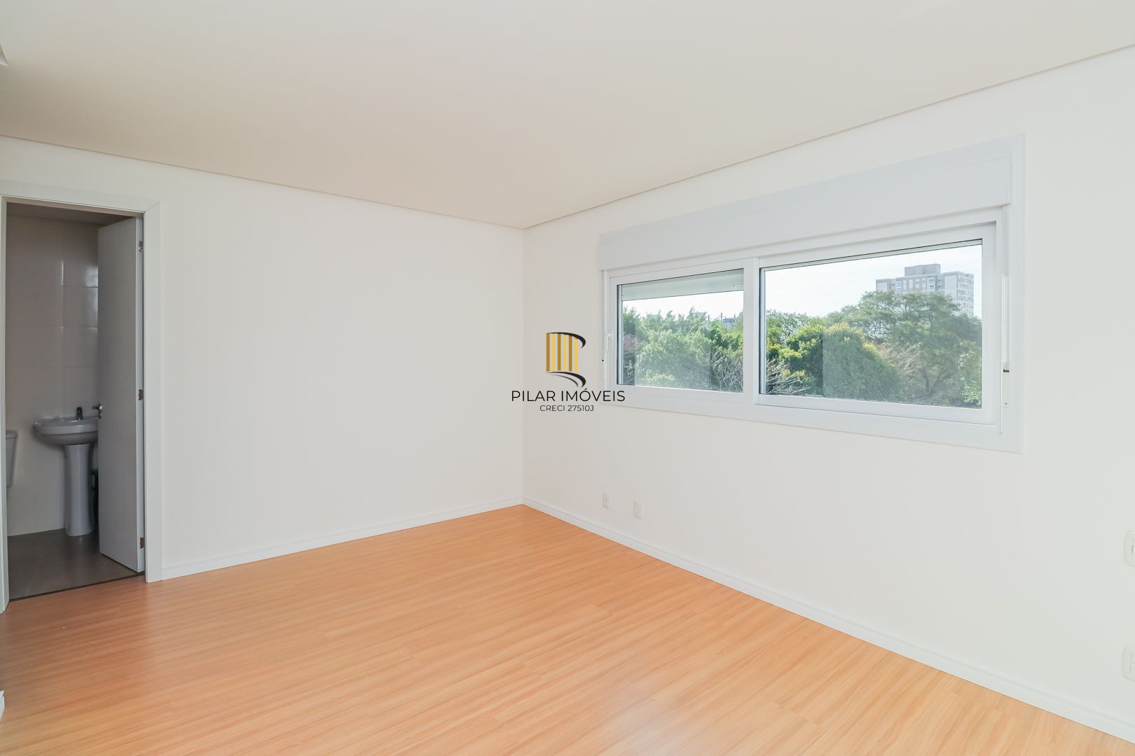 Apartamento 2 dormitórios no bairro Vila Ipiranga