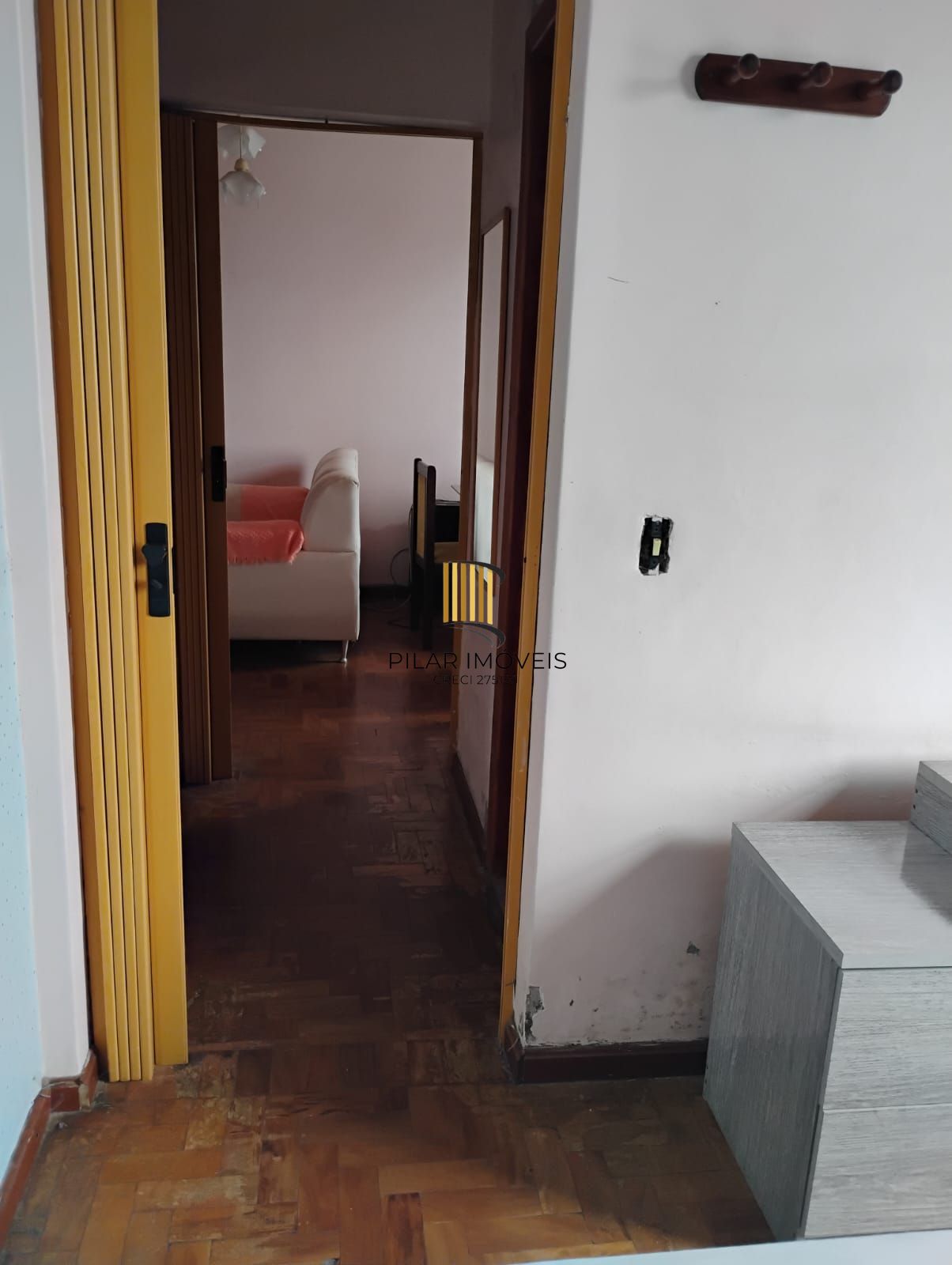 Apartamento 2 dormitórios, 67m², amplo e bem localizado na Av. Assis Brasil