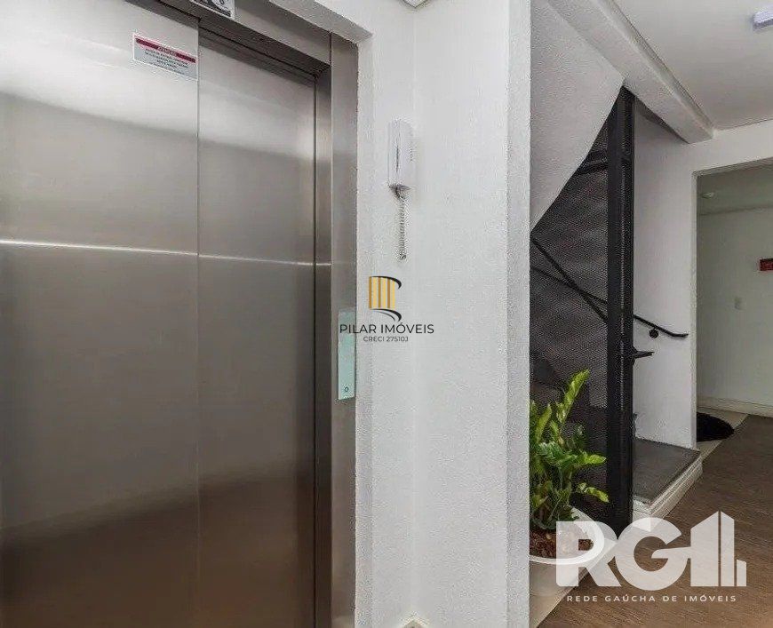 Apartamento com 1 quarto e 53m² à venda em Menino Deus, Porto Alegre.