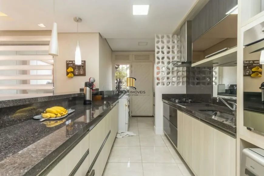 Casa Seminova 3 Dorm com Pátio e 4 Vagas no Jardim Planalto
